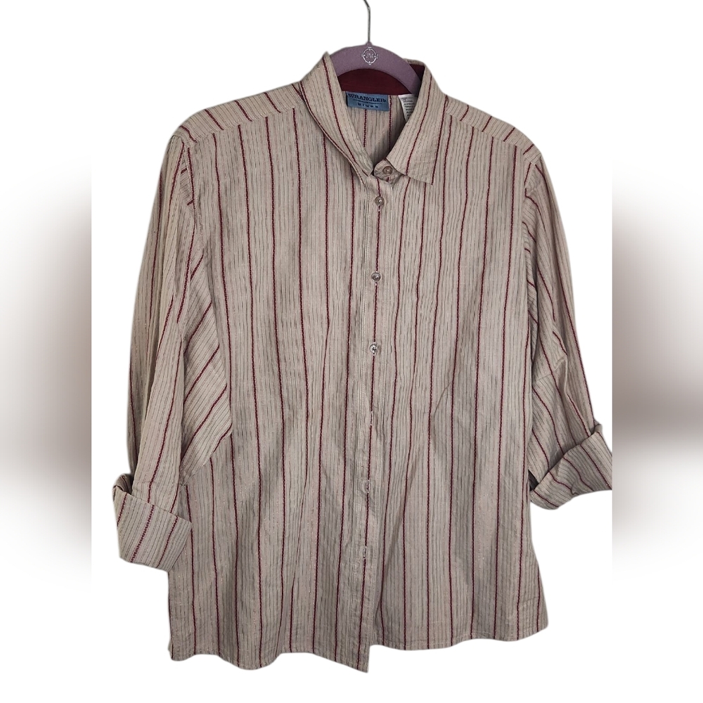 Wrangler Tan With Red Gold Stripes Button Up Shirt. Size L